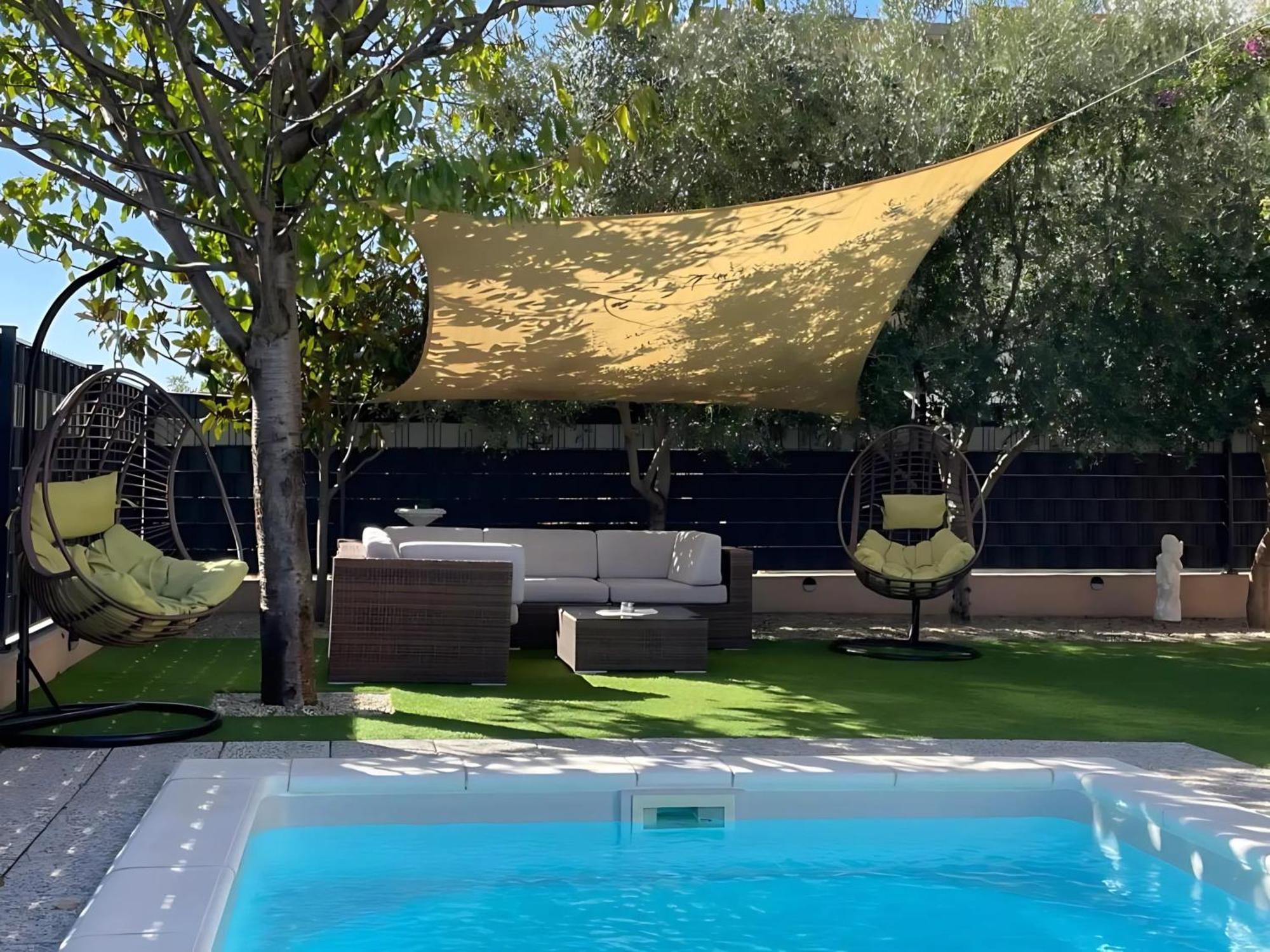 Villa Andrijana - Exclusively Yours - Family Getaway With Private Pool Kaštela المظهر الخارجي الصورة