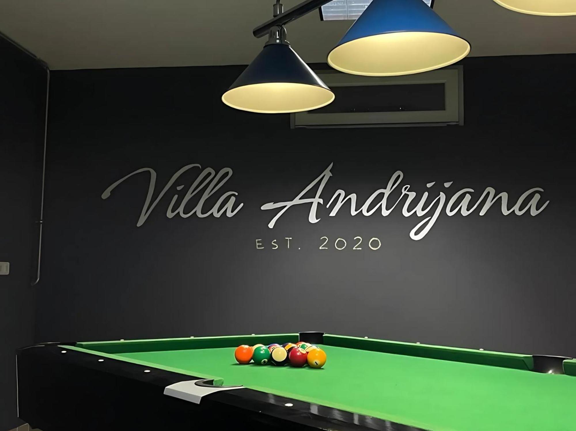 Villa Andrijana - Exclusively Yours - Family Getaway With Private Pool Kaštela المظهر الخارجي الصورة
