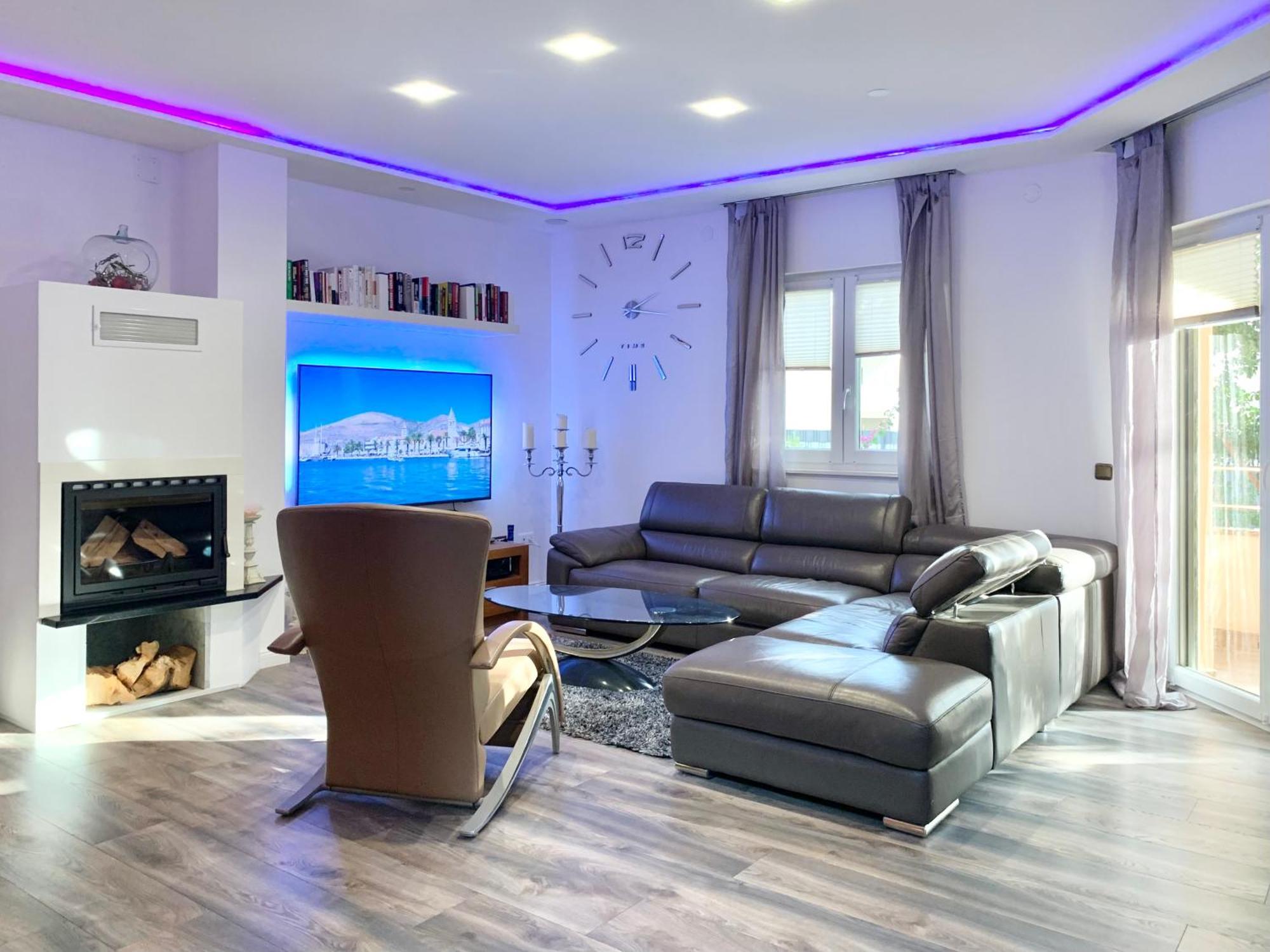 Villa Andrijana - Exclusively Yours - Family Getaway With Private Pool Kaštela المظهر الخارجي الصورة