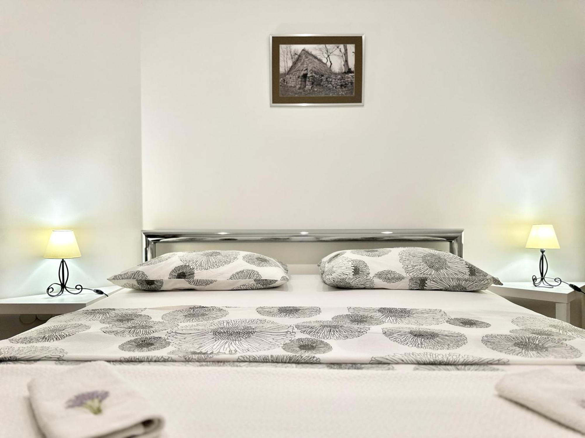 Villa Andrijana - Exclusively Yours - Family Getaway With Private Pool Kaštela المظهر الخارجي الصورة