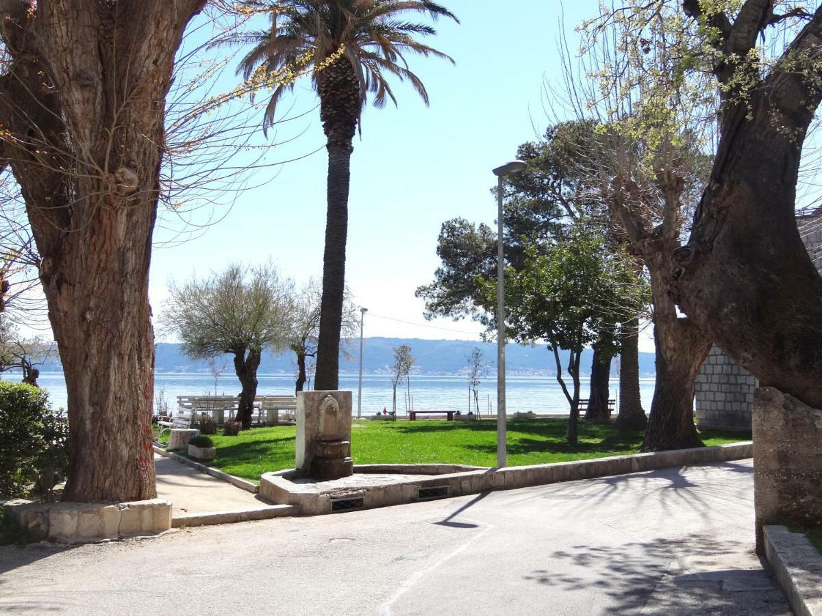 Villa Andrijana - Exclusively Yours - Family Getaway With Private Pool Kaštela المظهر الخارجي الصورة